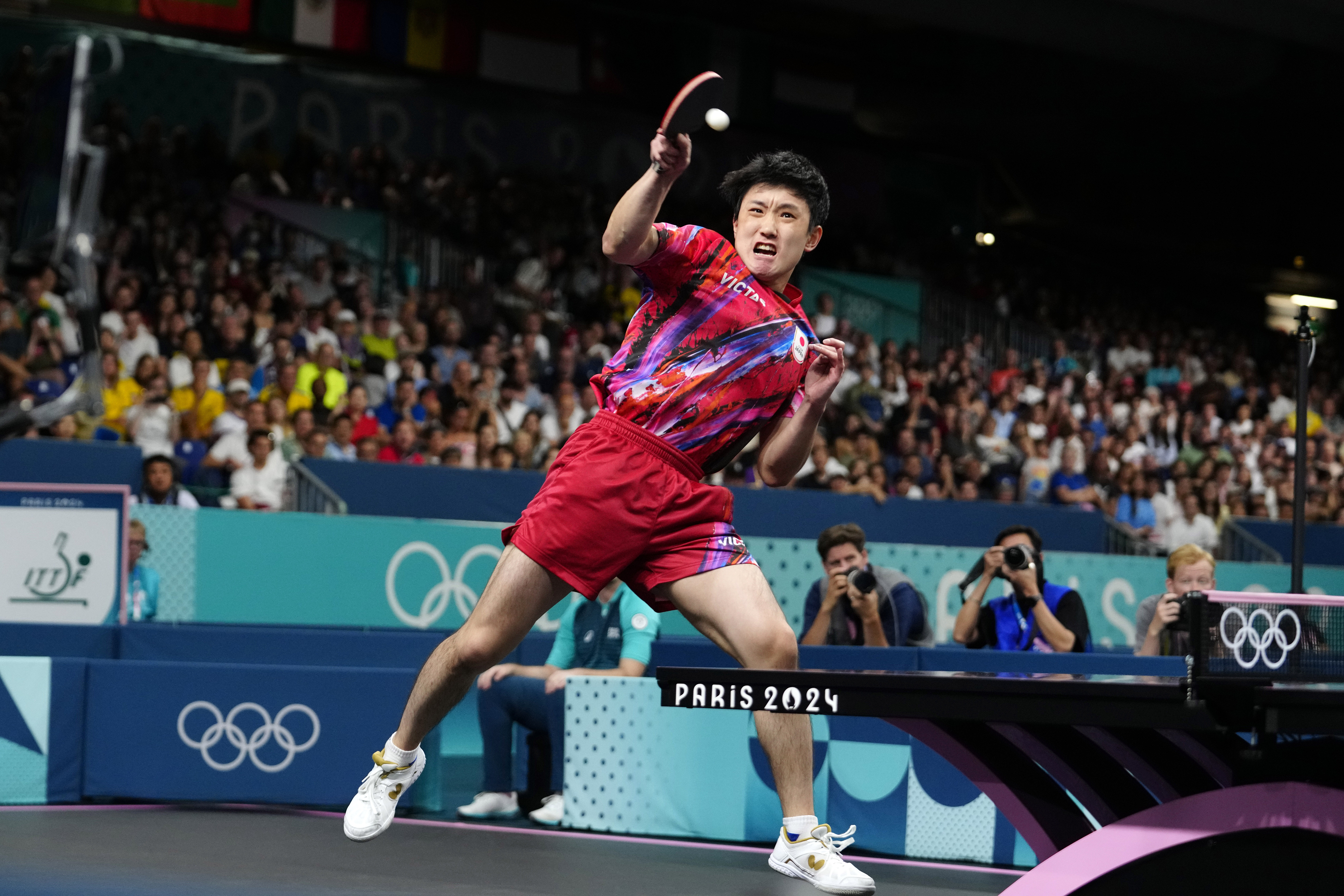 英国乒乓球队爆冷德国乒乓球队，张本智和绝境逆转的简单介绍