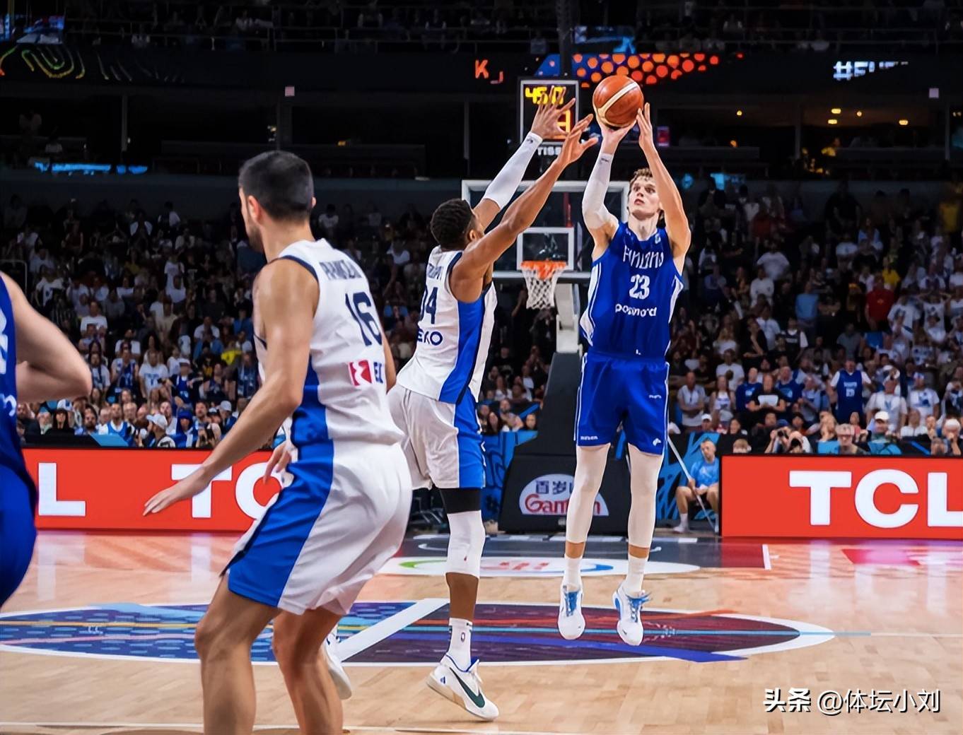 加拿大男篮血洗马刺,字母哥制霸全场 加拿大男篮血洗马刺,字母哥制霸全场