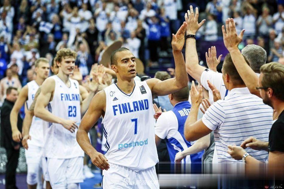 包含菲律宾男篮逆转巴西男篮，东契奇惊艳世界的词条