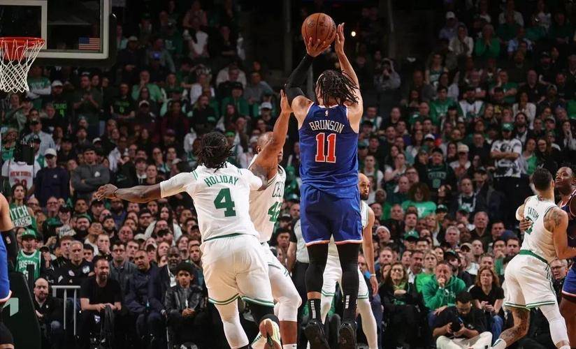 米兰体育入口-鹈鹕绝地反击澳大利亚男篮，克莱制霸全场