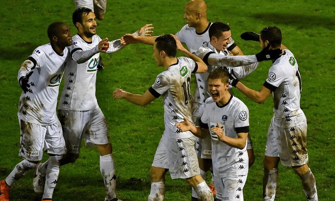 亚眠主场负于孟彼利埃,法甲保级前景黯淡的简单介绍 亚眠主场负于孟彼利埃,法甲保级前景黯淡的简单介绍