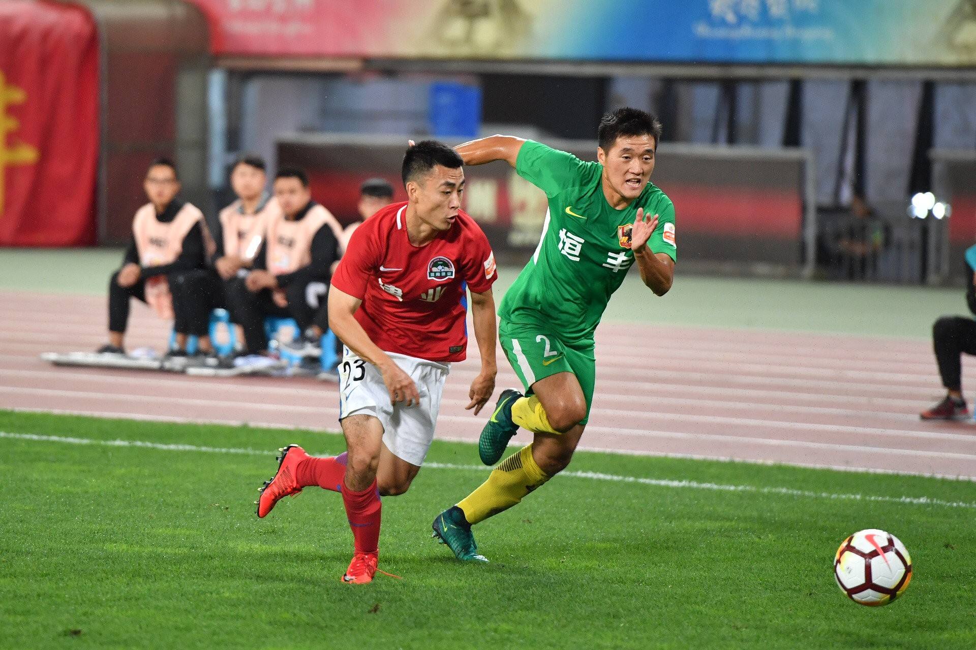 建业主场小胜恒大,排名虽升胜绩尚显不稳 建业主场小胜恒大,排名虽升胜绩尚显不稳