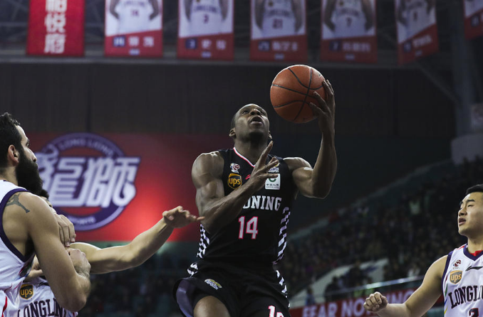 米兰体育-比赛悬念重重，胜负未卜，球员斗志昂扬的简单介绍