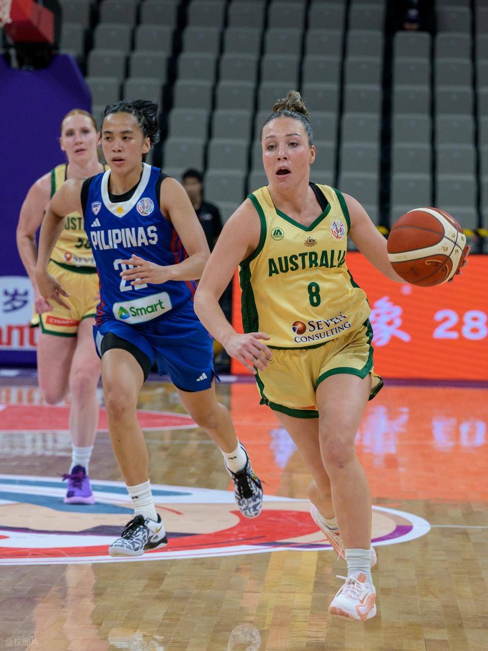ac米兰体育官网-澳大利亚女子篮球队在比赛中取得胜利的简单介绍