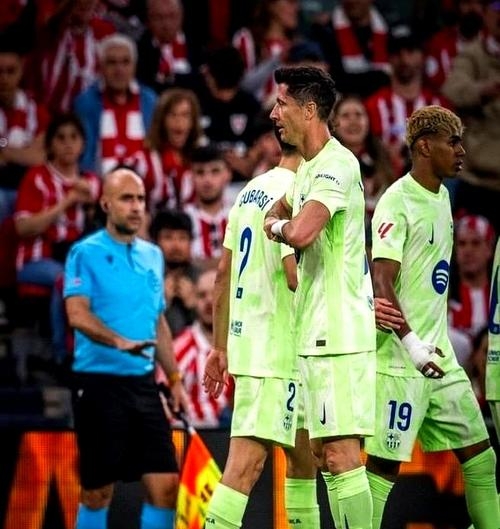 马赛逆转塞维利亚，莱万关键制胜的简单介绍