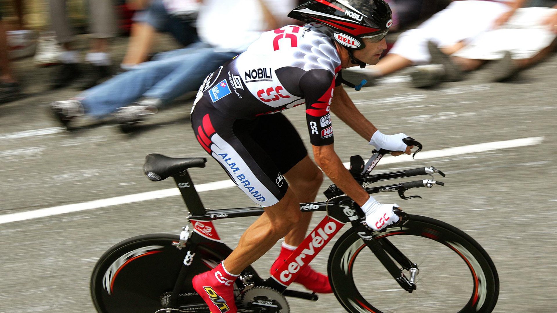 世界杯之夜,莱奥点燃绿茵